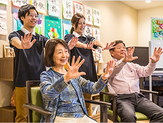 資料請求・見学予約