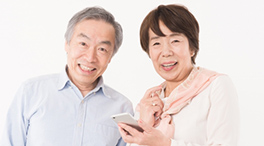 ご希望のホームを選び、見学予約をする