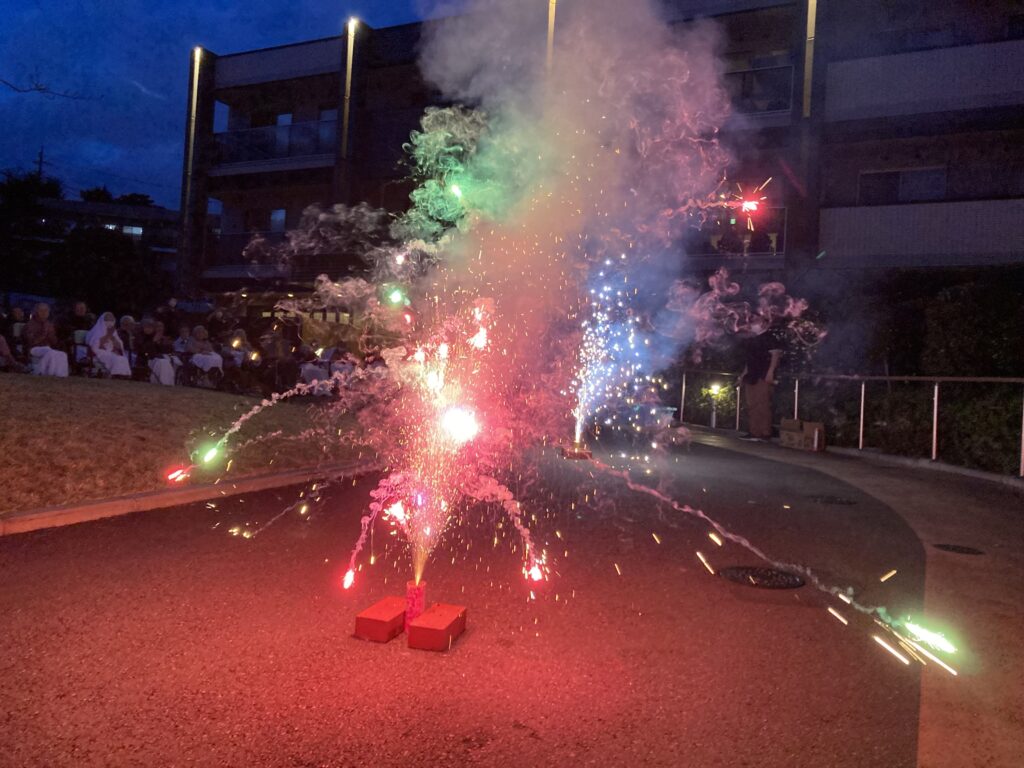 カラフルな打ち上げ花火