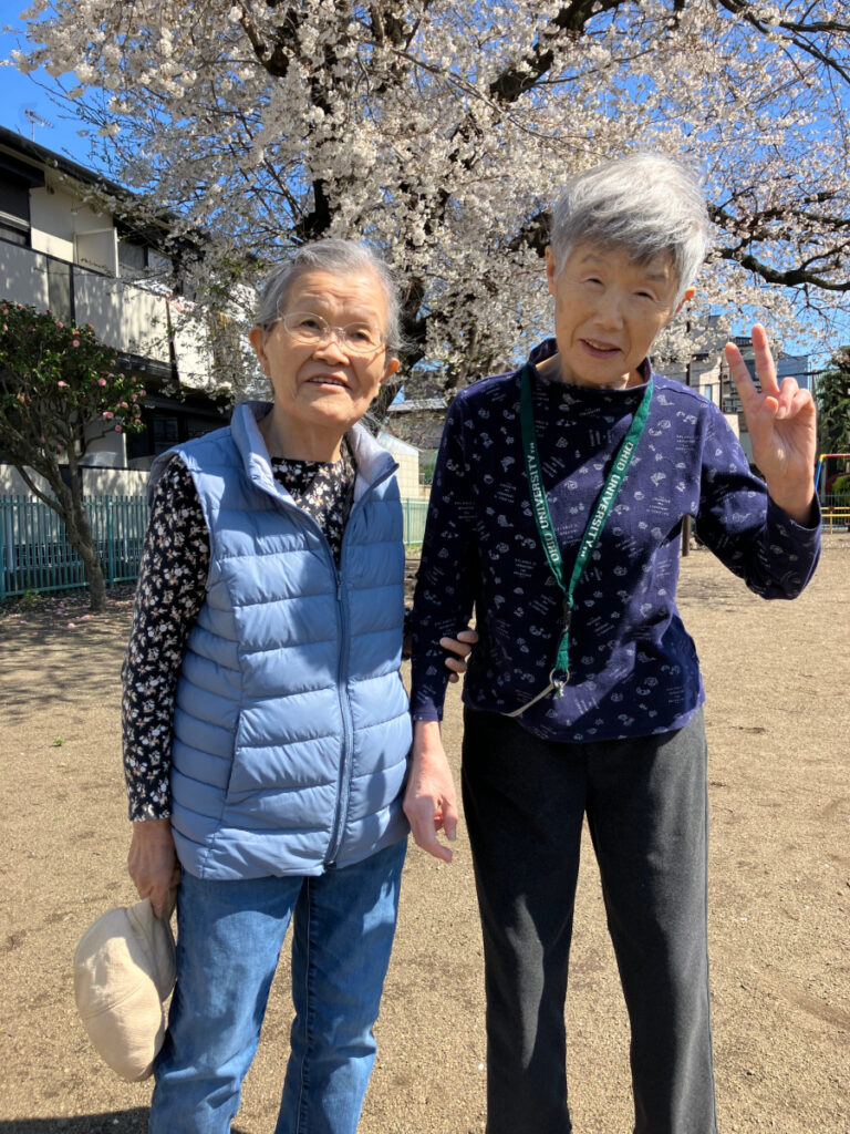 お花見散歩の様子