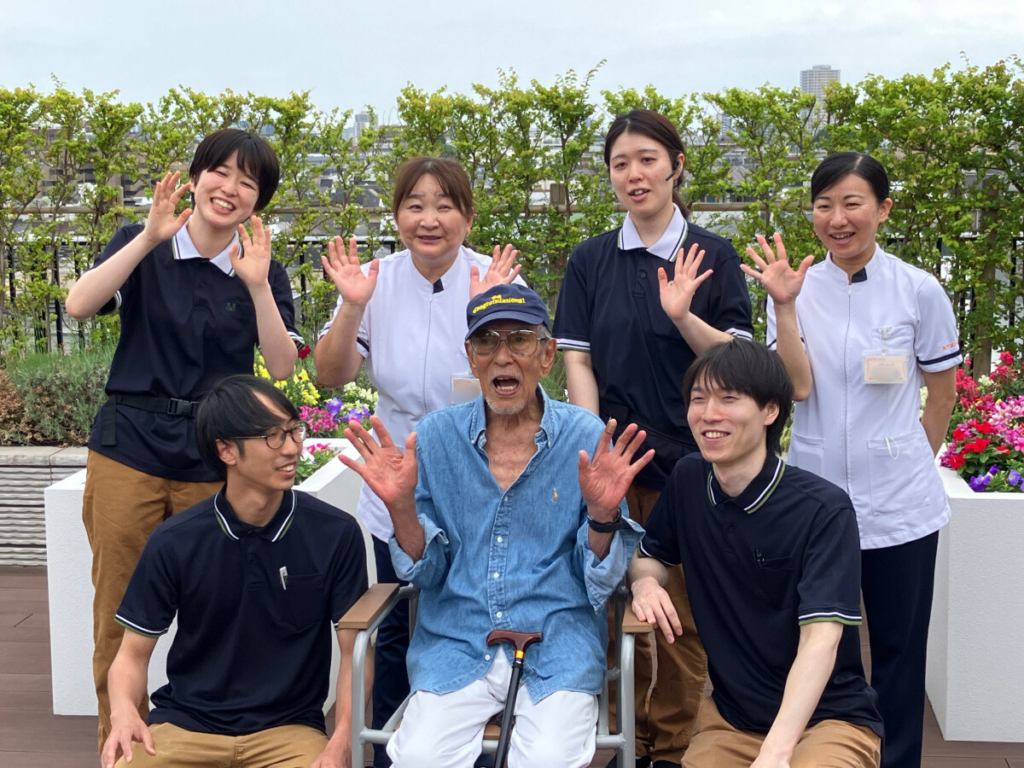 テレビ撮影で集合写真