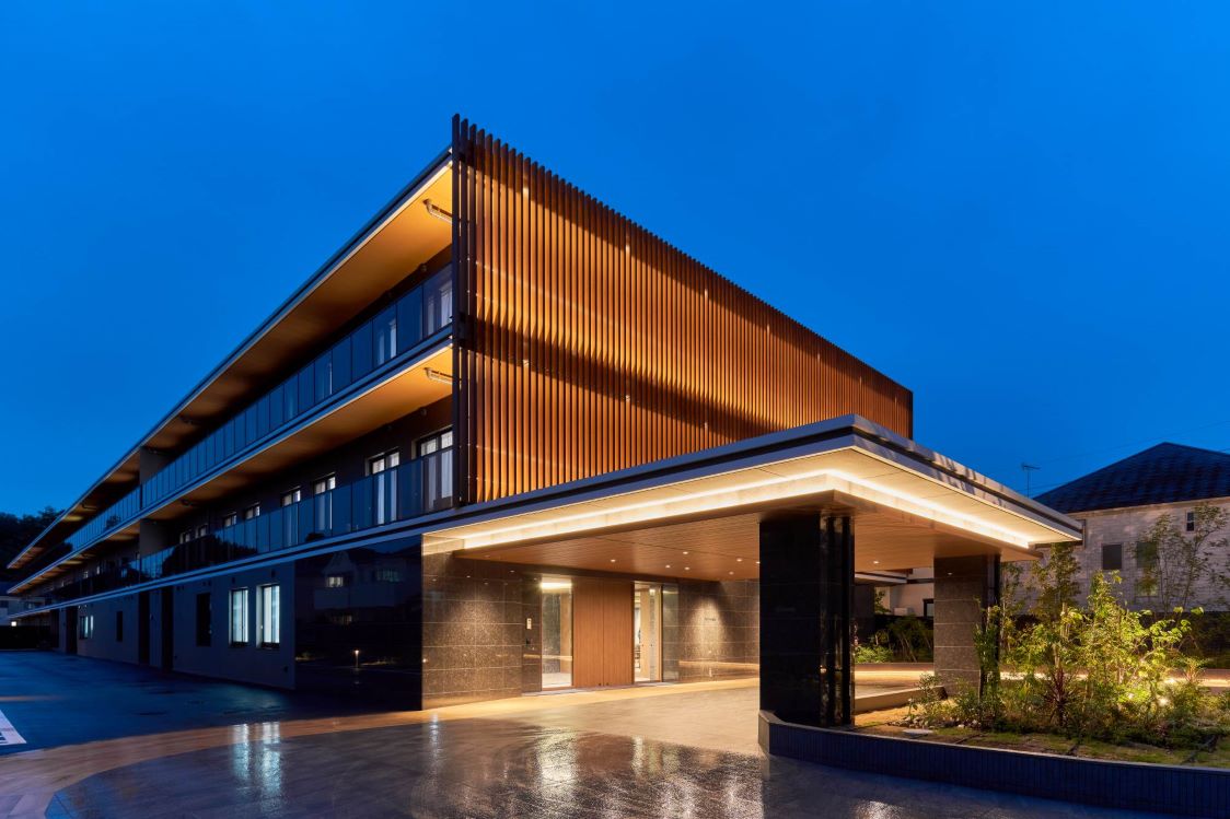 TOP|アズハイム国立