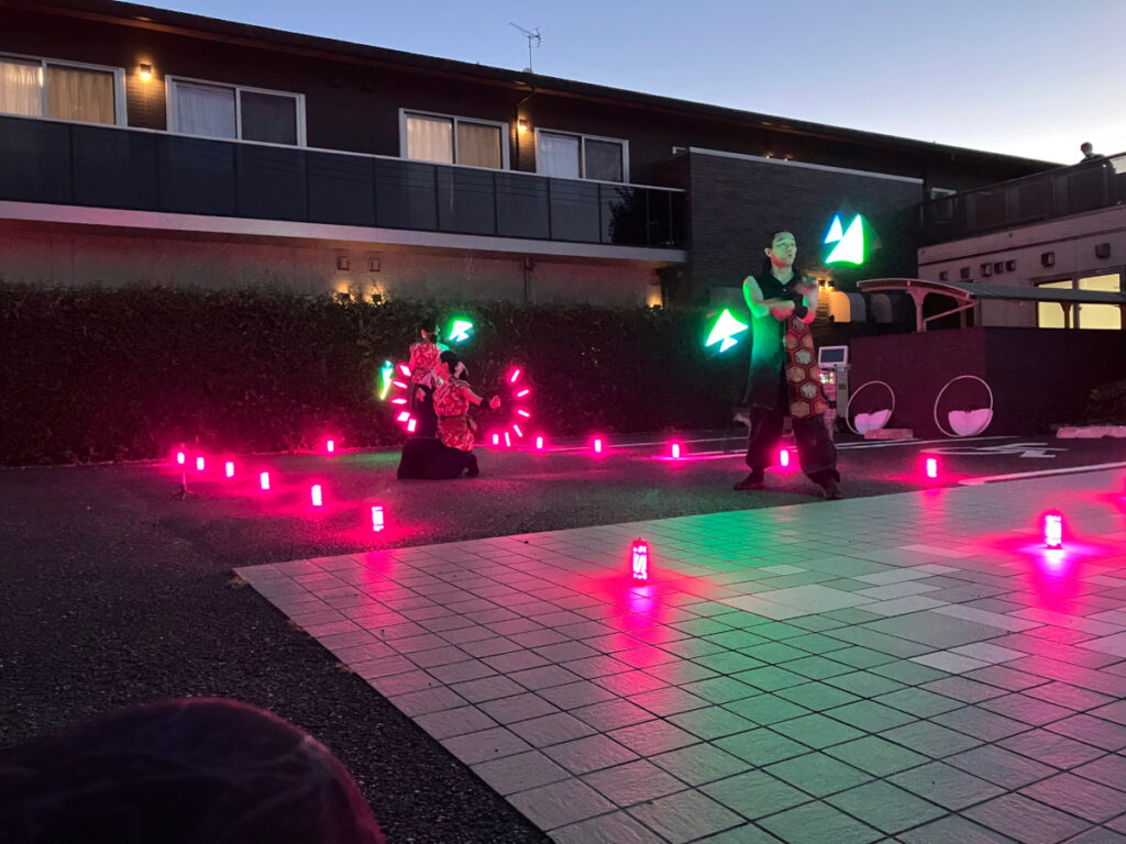 炎と光のパフォーマンスショー