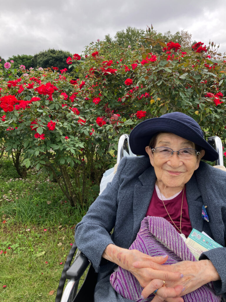 バラとご入居者