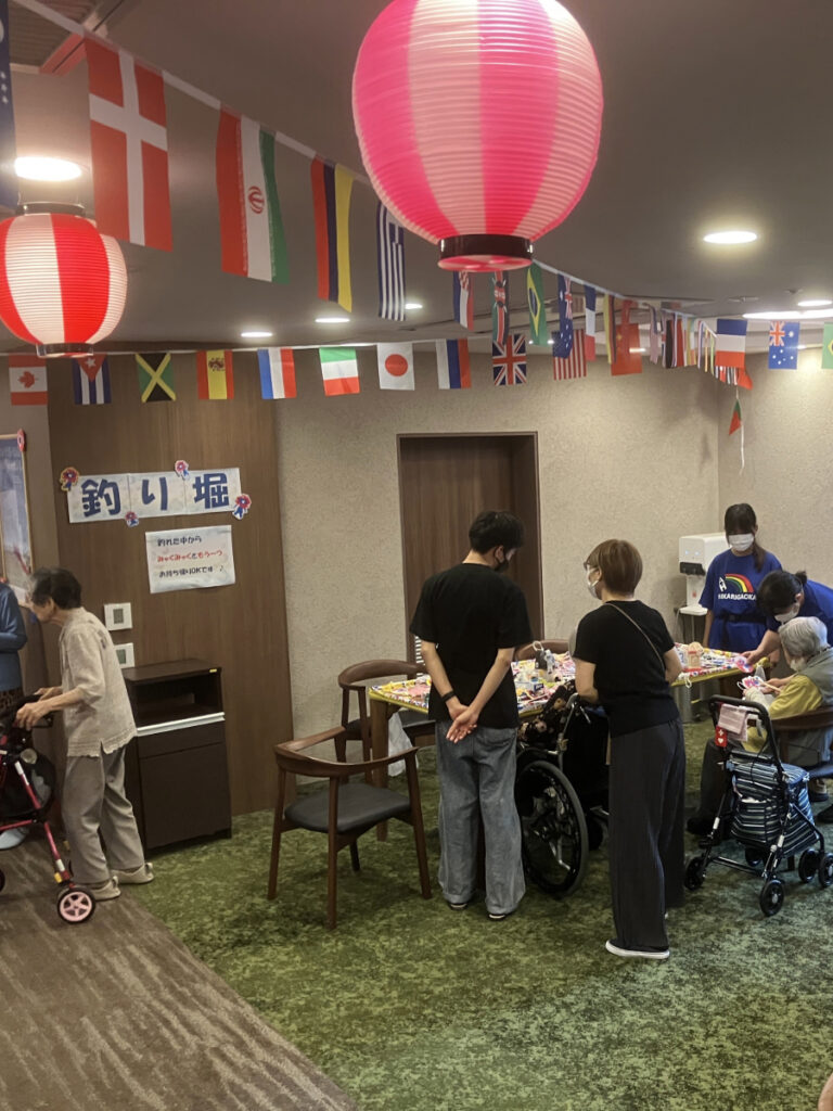 納涼祭 テーマは「万博」