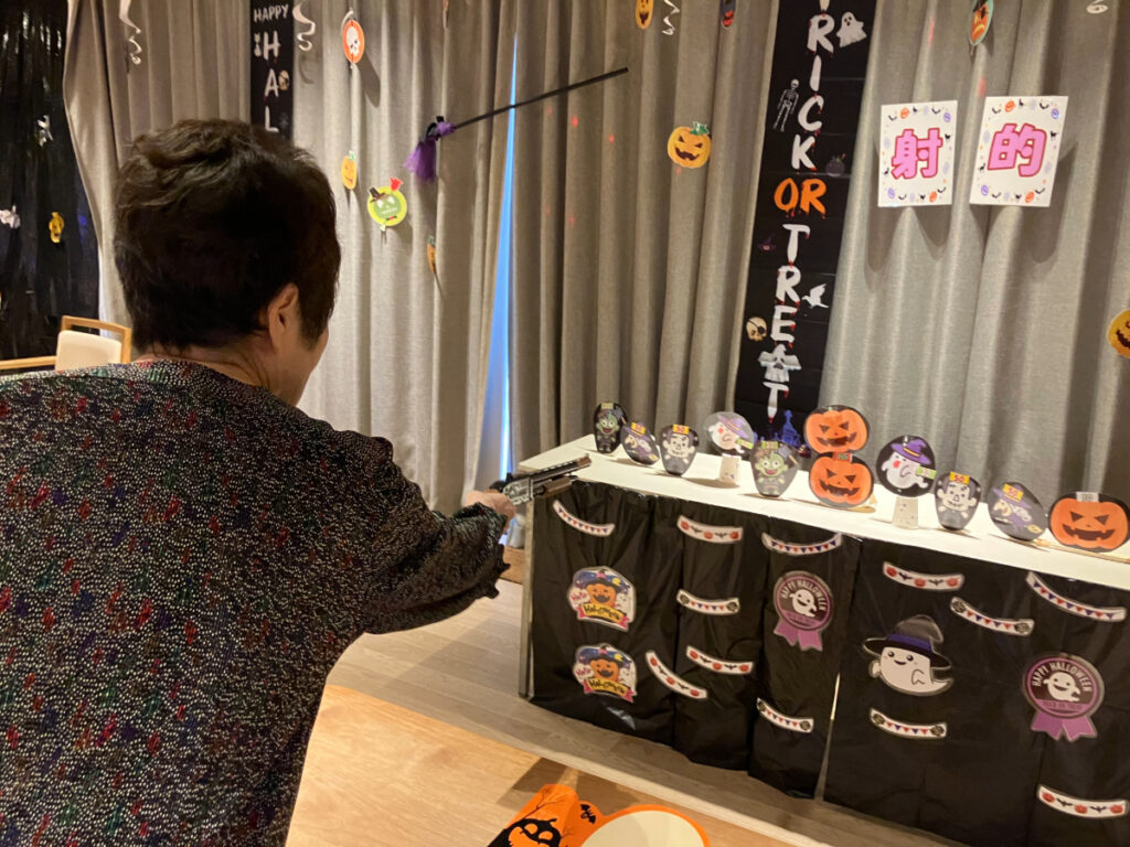 射的に夢中のご入居者