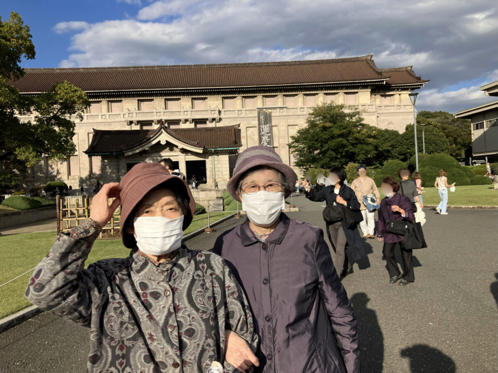 バス旅行で上野国立博物館