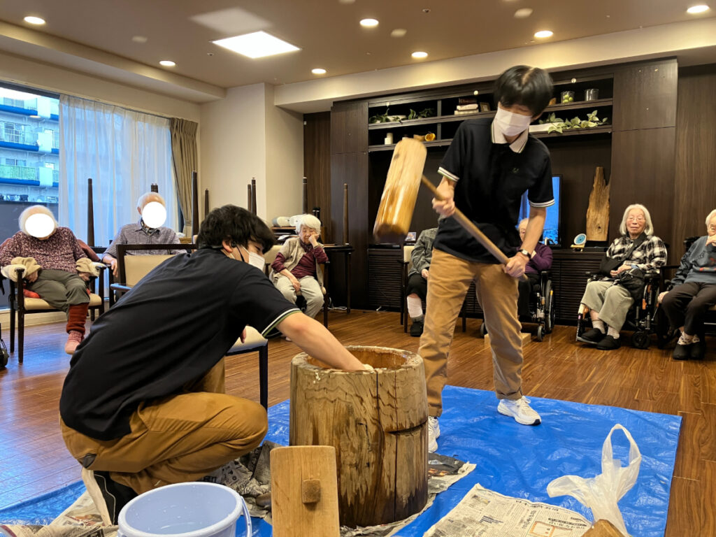 お正月準備　お餅つき