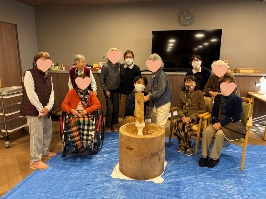 餅つき大会集合写真