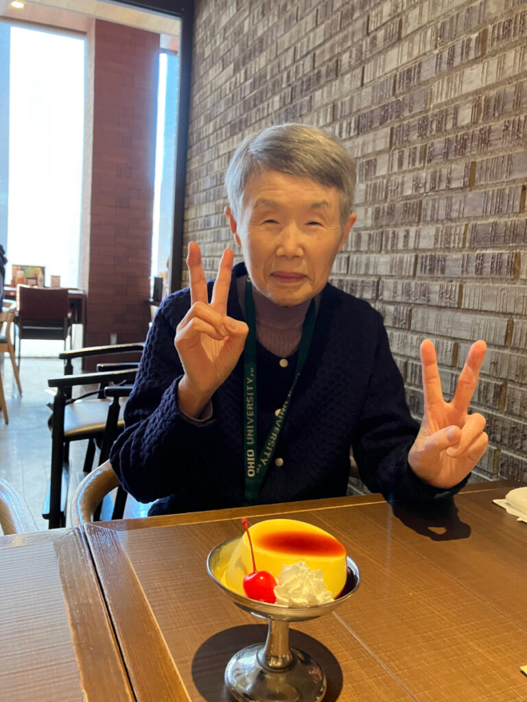 プリンとご入居者