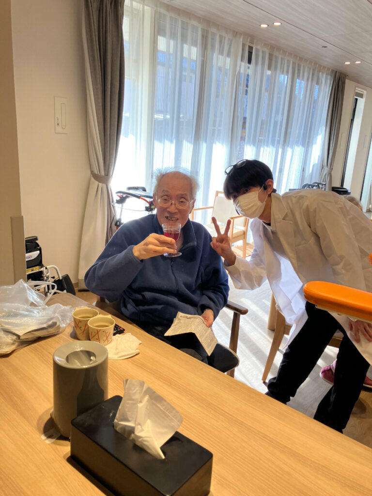 ホワイトデースタッフと記念撮影