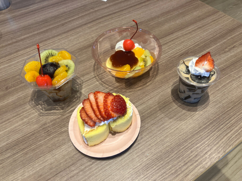 彩り豊かなデザート