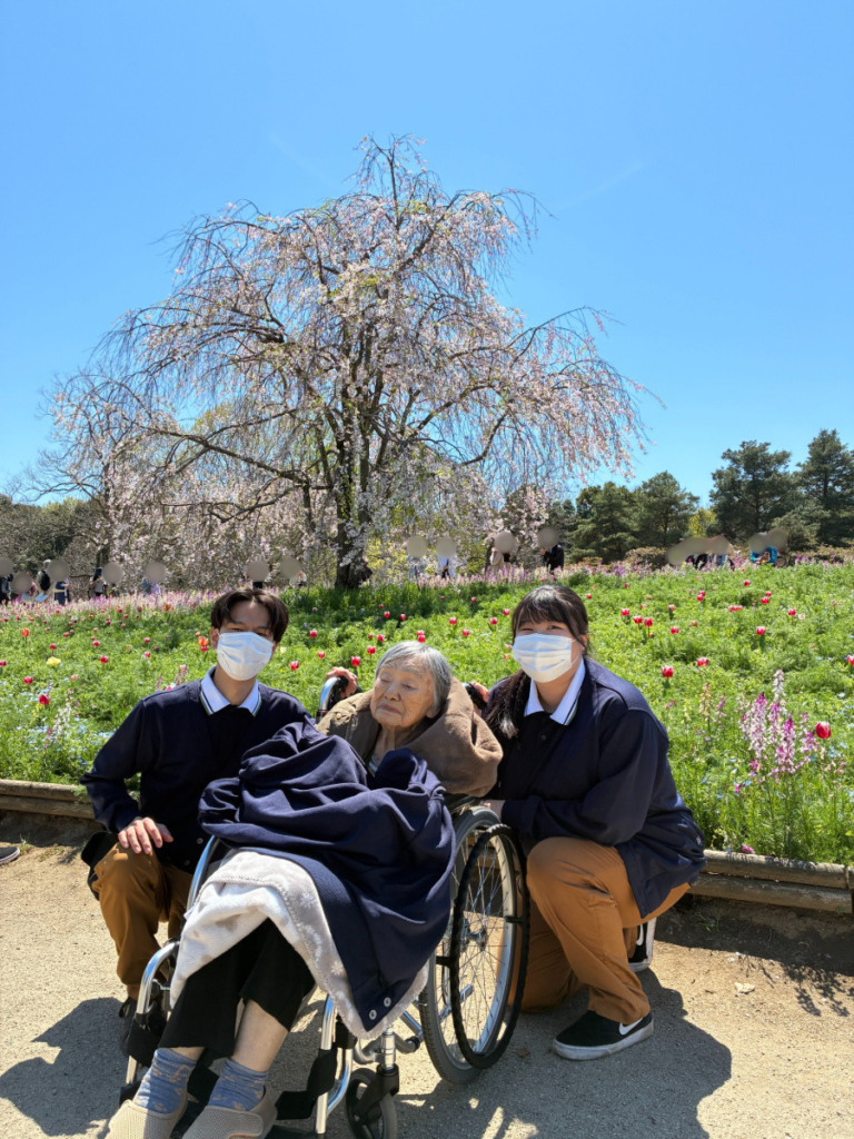 桜と記念撮影