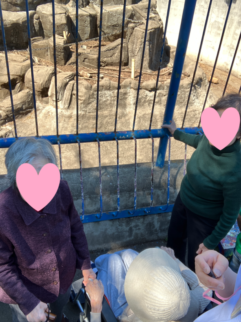 猿山見学の様子