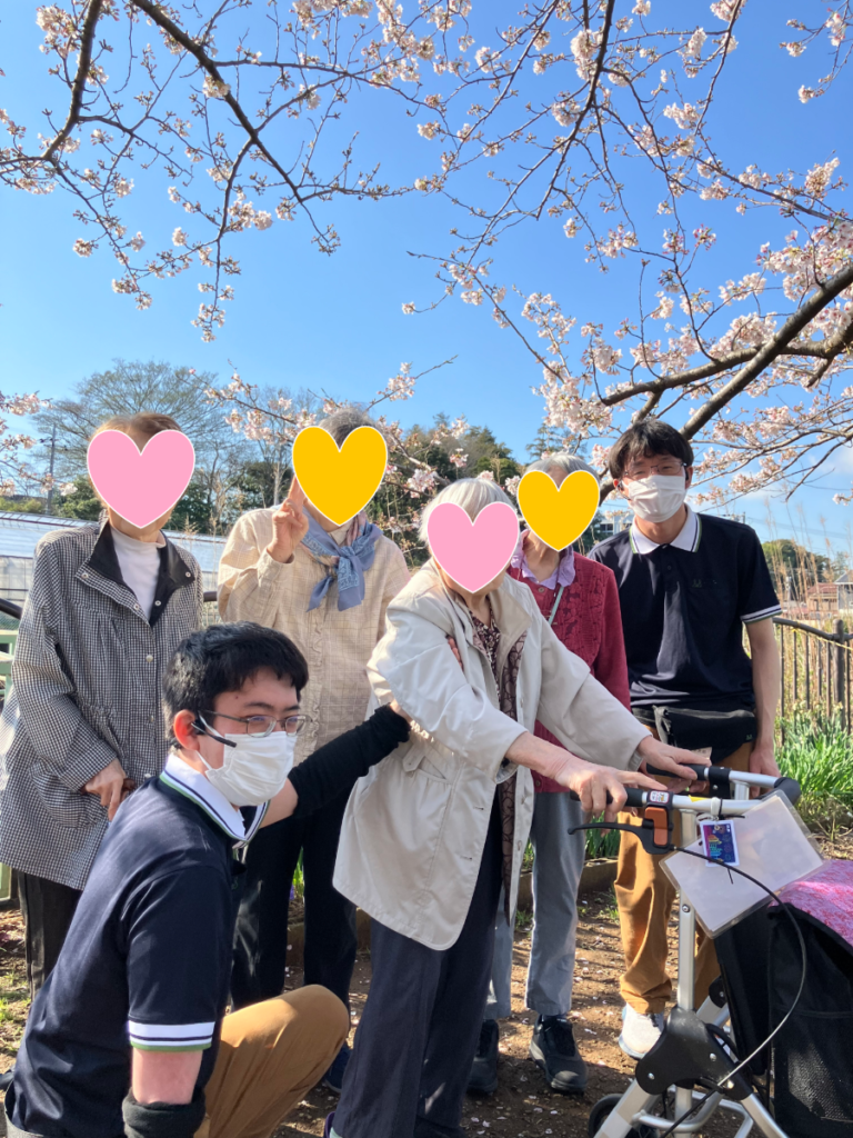 お花見集合写真