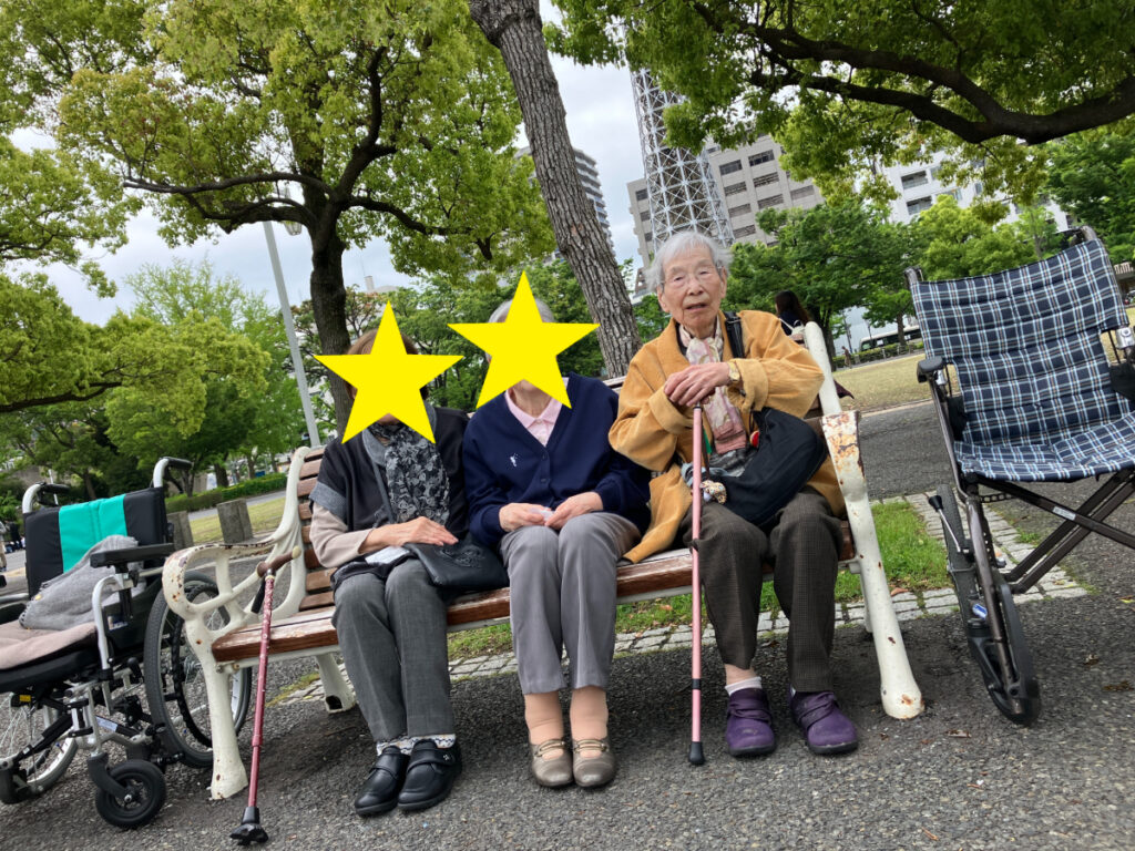 山下公園で記念写真