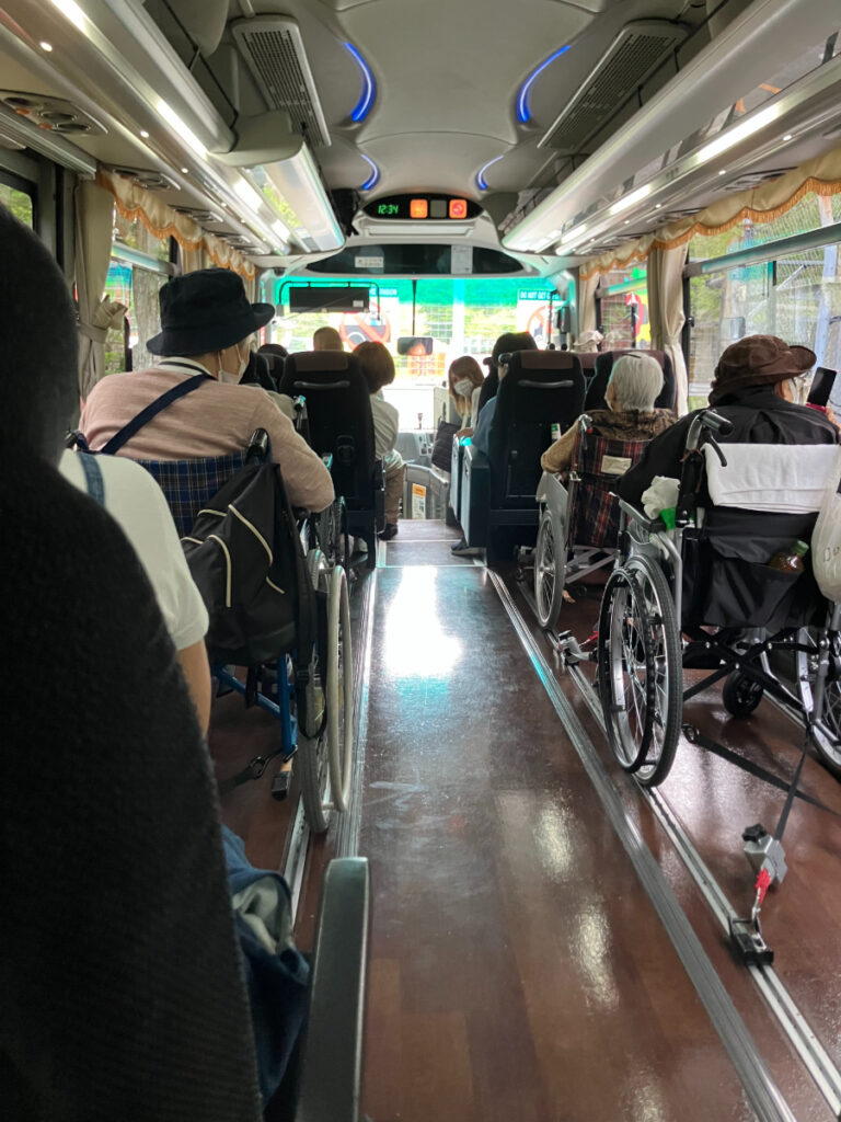 日帰りバス旅行