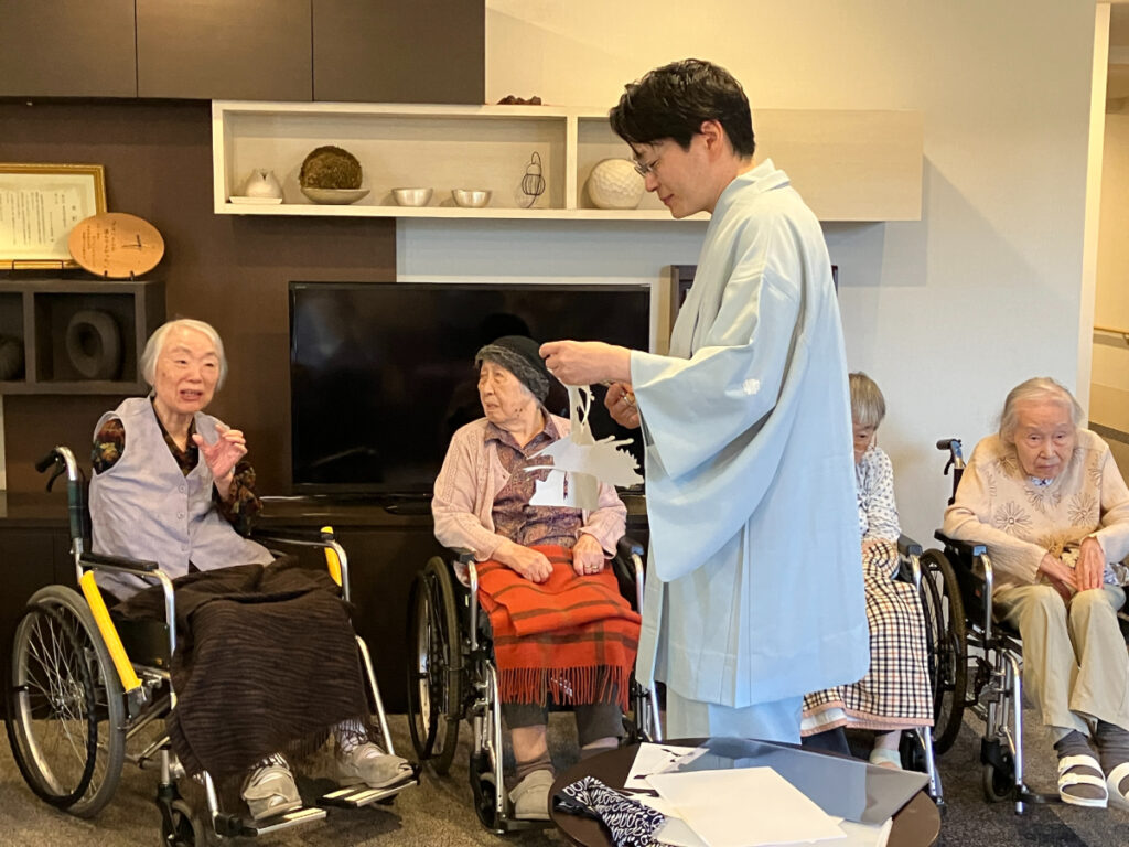 紙切り芸