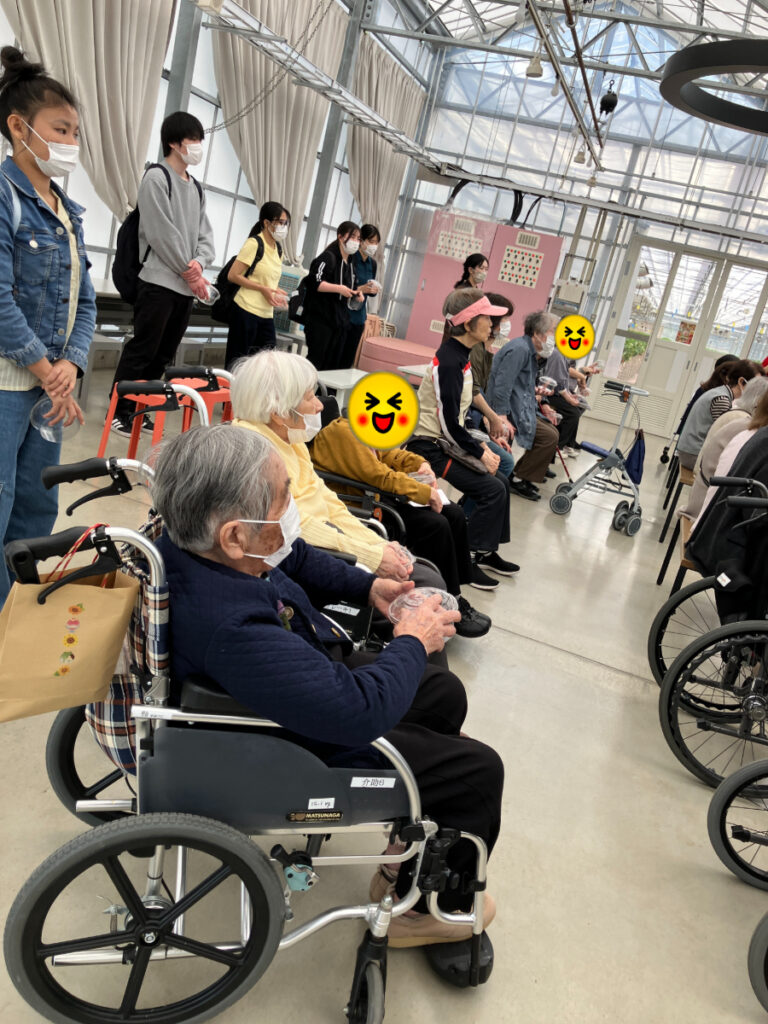 イチゴ狩りの様子