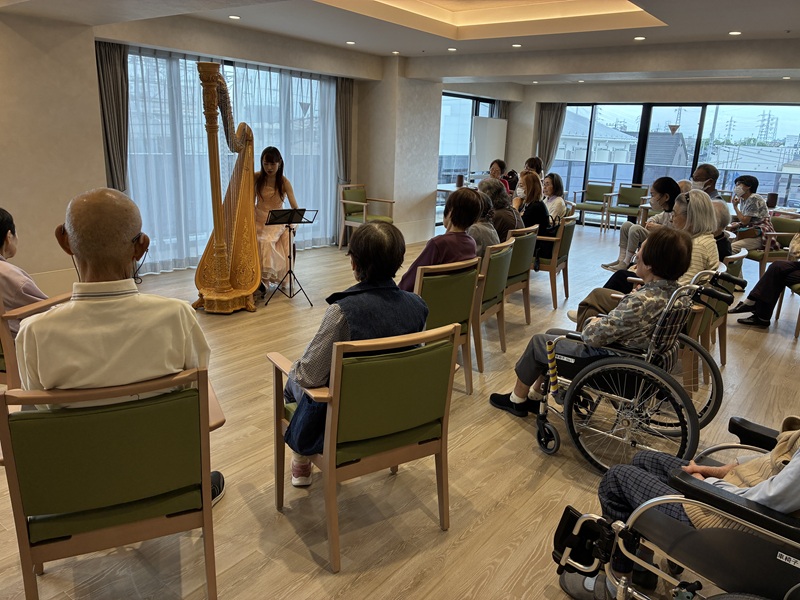 ハープ演奏会の様子