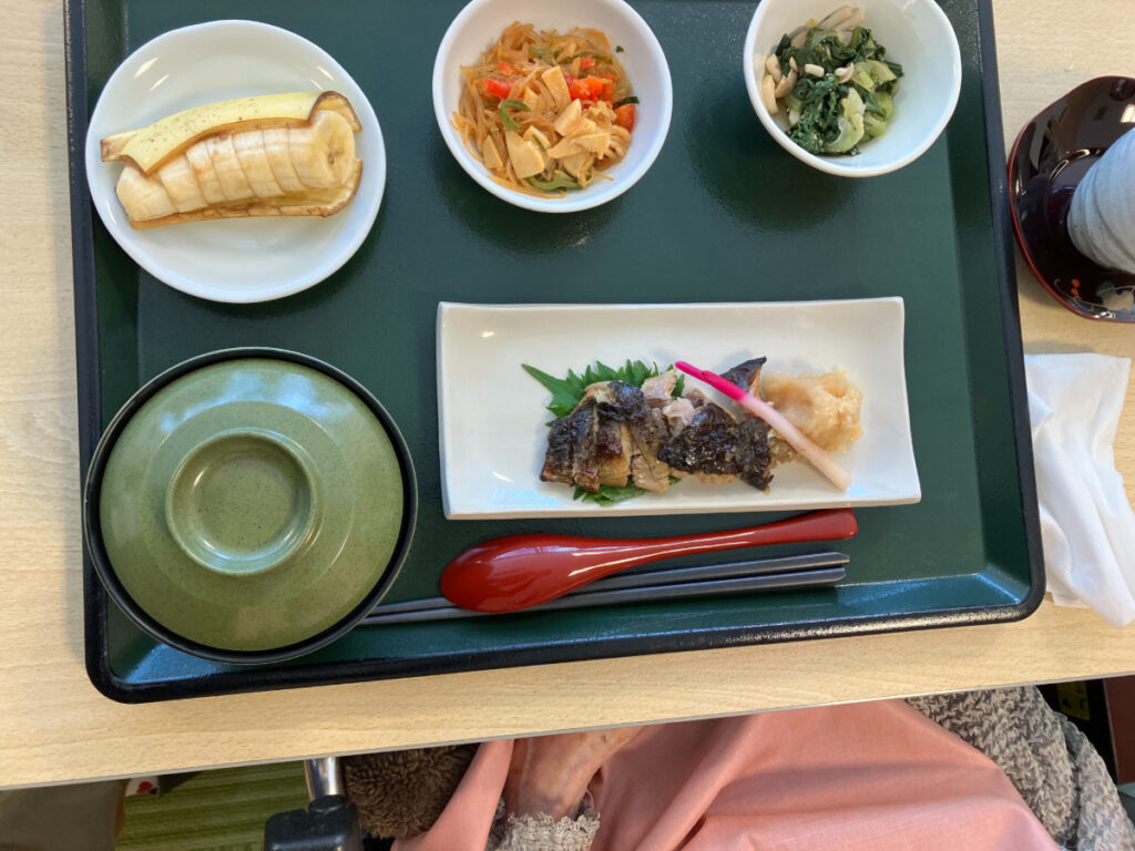 お食事