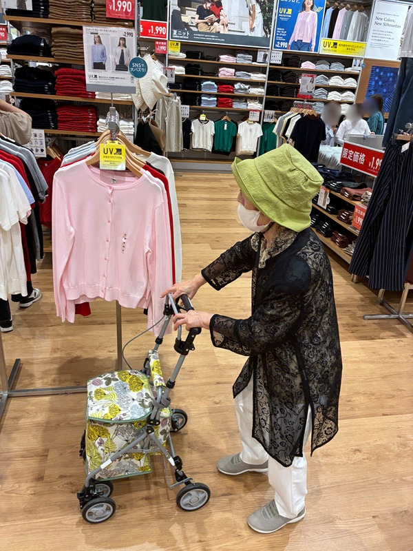ユニクロでお買い物