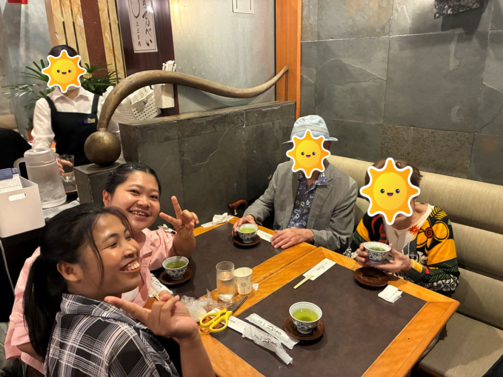 名店で鰻ランチを楽しむご入居者