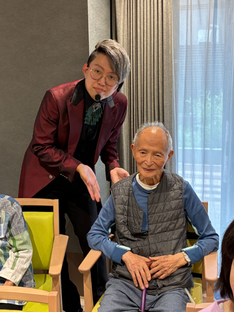 プロマジシャンTAKさんと記念写真