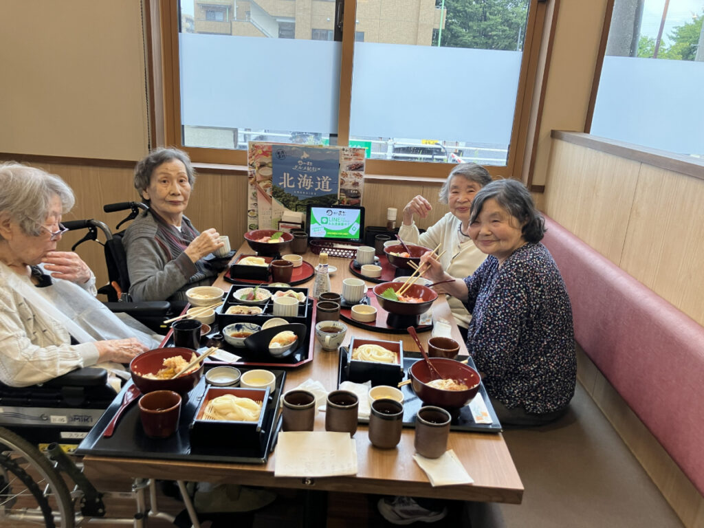 和食レストランでランチタイム
