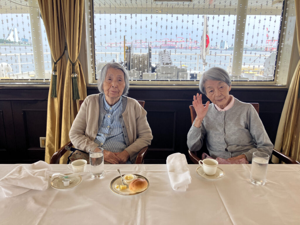 東京湾シンフォニークルーズ