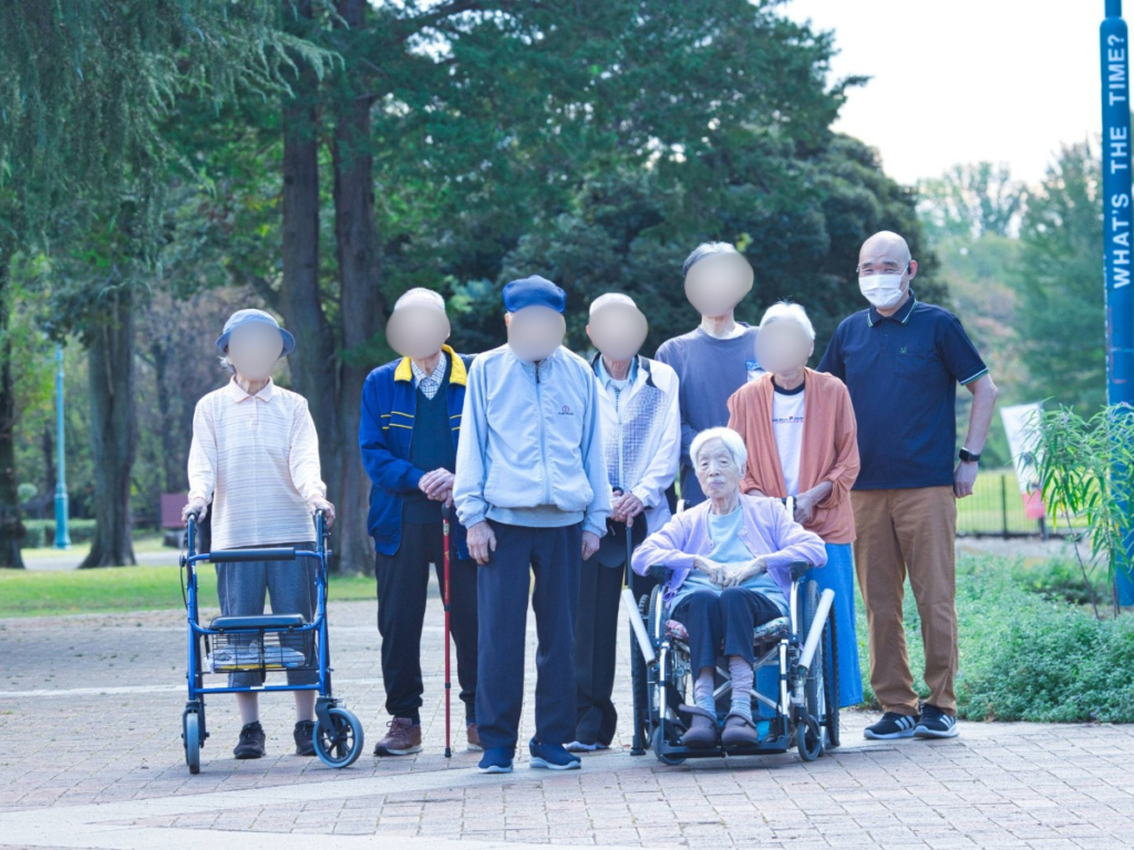 彩の森入間公園で集合写真
